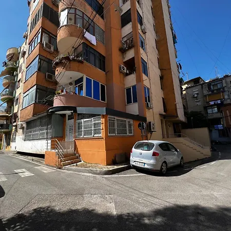 Centre Апартаменты Тирана